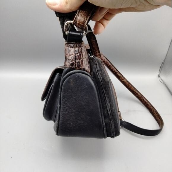 Brighton Brown Black Croc Embossed Leather Crossbody Purse Heart Charm Wallet - Picture 3 of 9